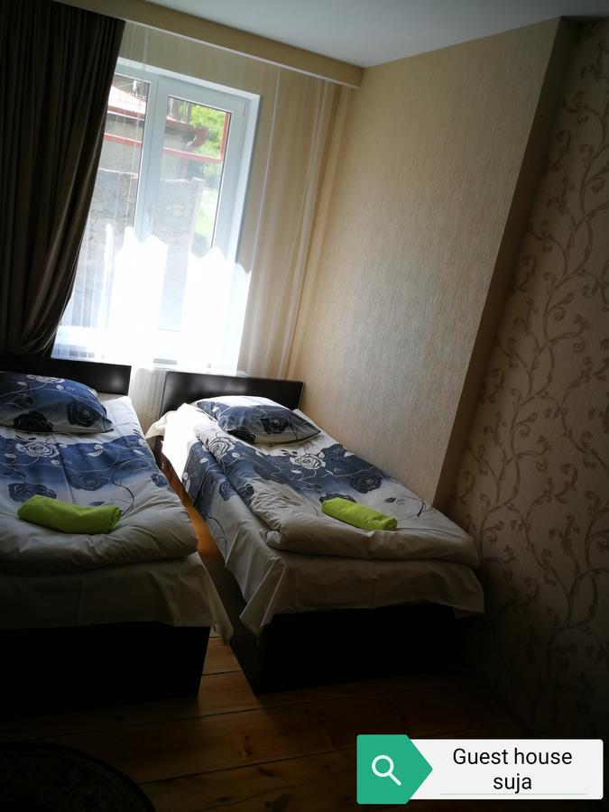 Guesthouse Suja Степанцмінда Екстер'єр фото
